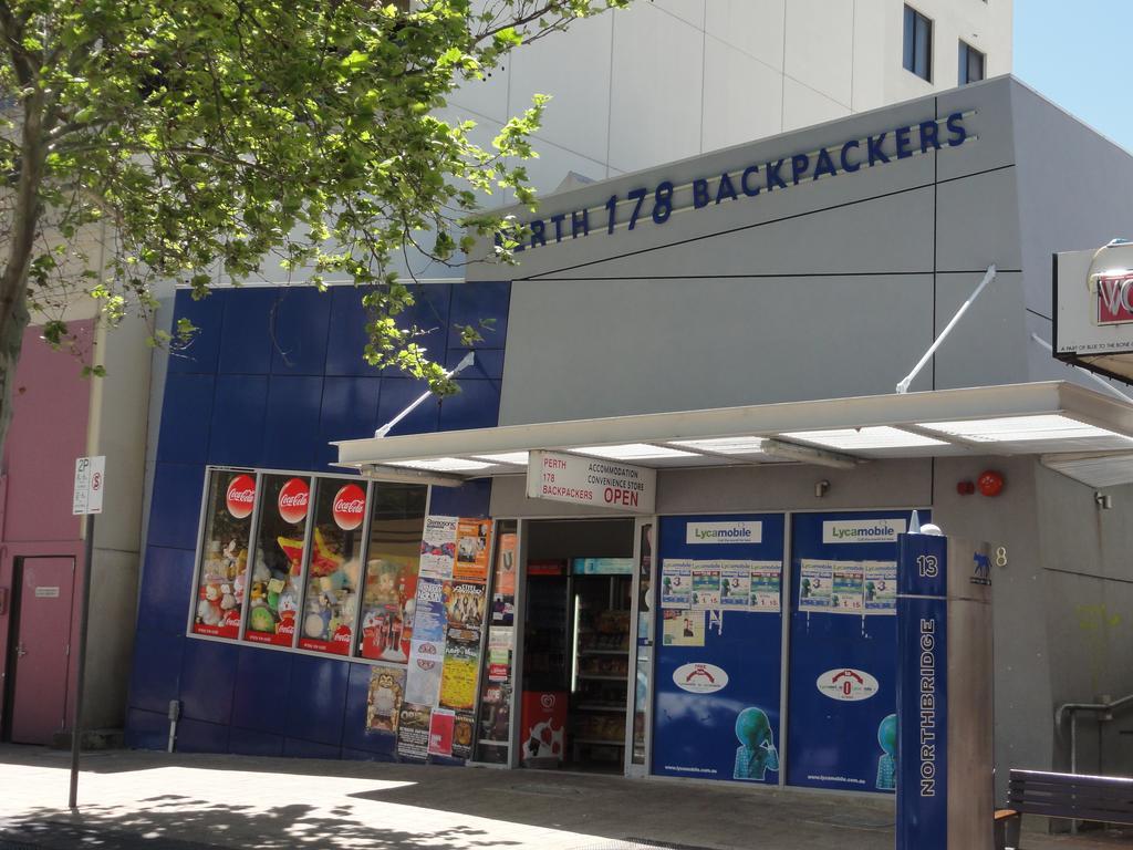 Хостел Perth 178 Backpackers Экстерьер фото